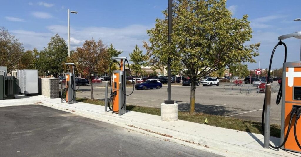ChargePoint brings 40+ new fast-charging ports to metro Detroit