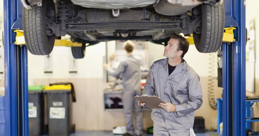 How Long Will Your New Car Service Take?