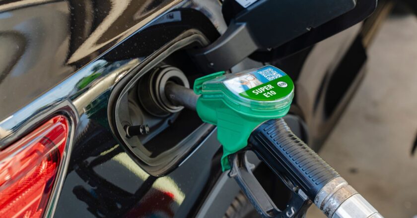 Campaign Group Urges EU to Reject Carmakers’ Biofuel Push Beyond 2035
