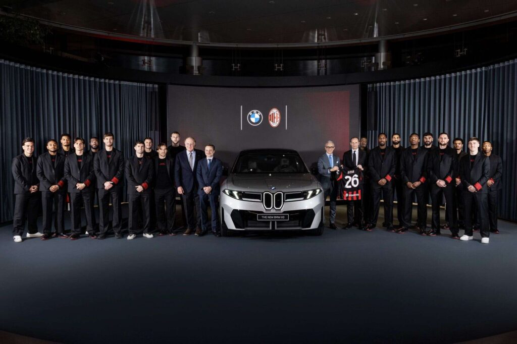 BMW Italia Delivers 20 New Cars to AC Milan for 2025–2026 Season
