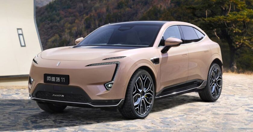 Avatr 11 Electric SUV Launches in Brazil with Porsche-like Customization