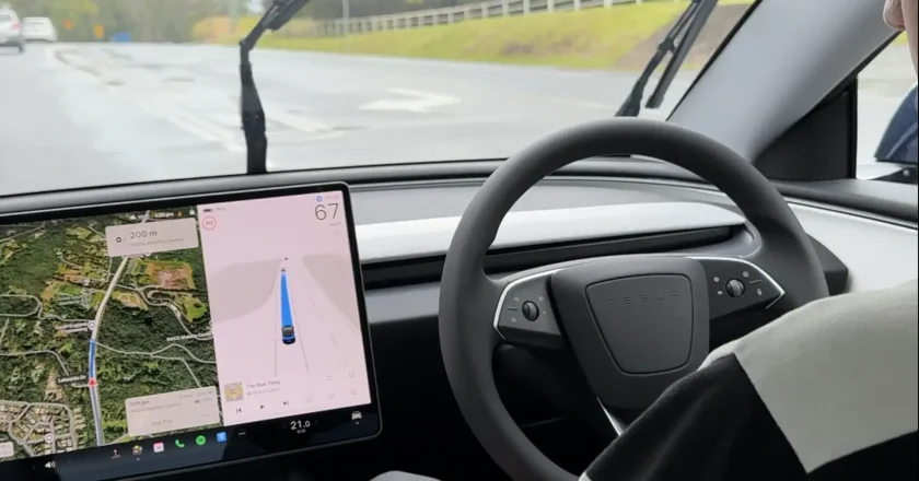 Tesla’s Full Self-Driving Technology Finds No Takers Among Automakers