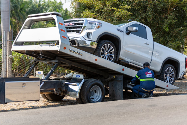 Why Some Drivers Prefer Professional Towing for Long Trips