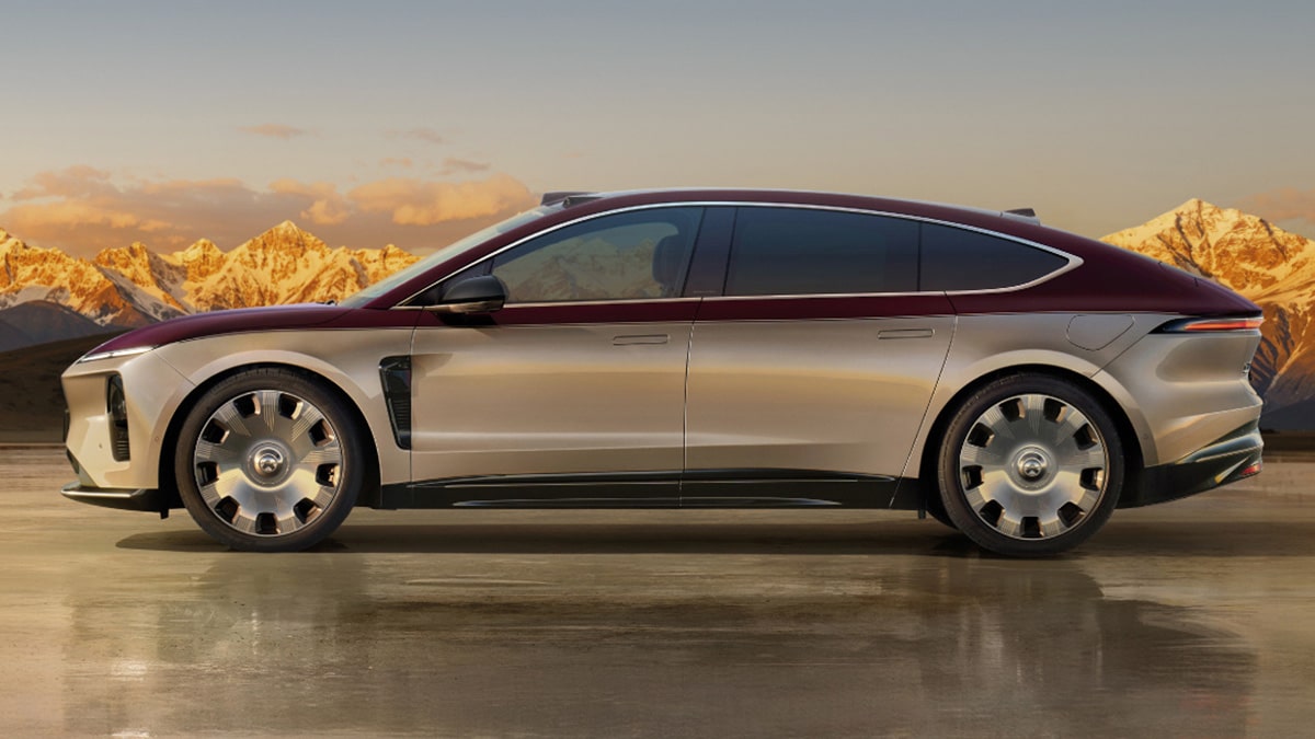 Nio Introduces New Color Options for ET9 Horizon Edition at Guangzhou Auto Show