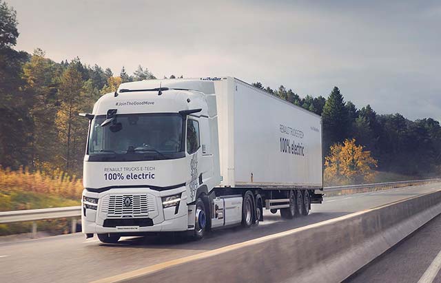 Renault Trucks unveils its long-distance electric trucks