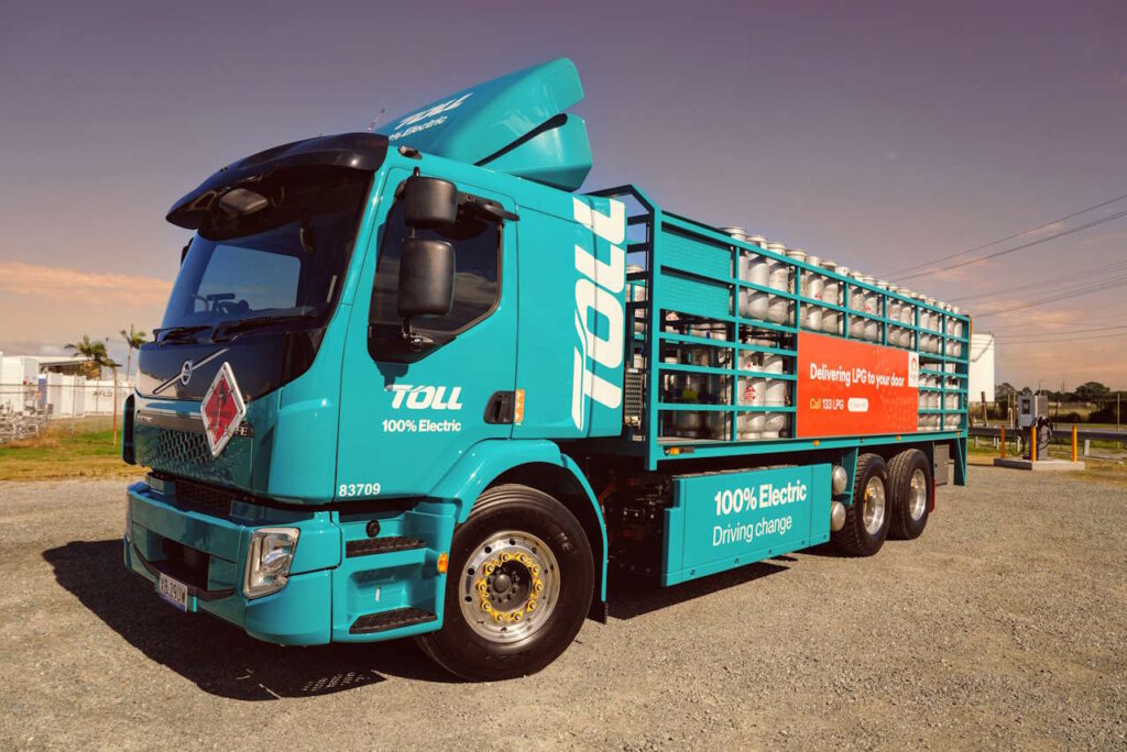 Logistics heavyweight rolls out new electric rigid truck, to help with LPG deliveries
