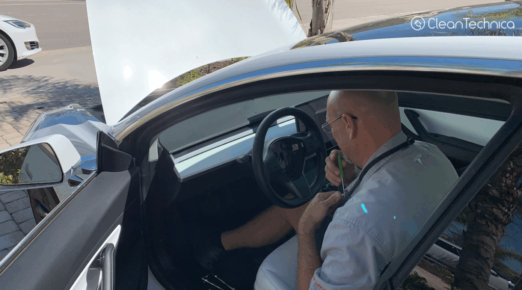 Tesla Owners Turning to AI for DIY Repairs & Maintenance — Does It Work?