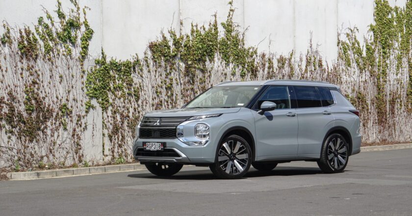 2025 Mitsubishi Outlander VRX: Minor Tweaks, Major Comfort