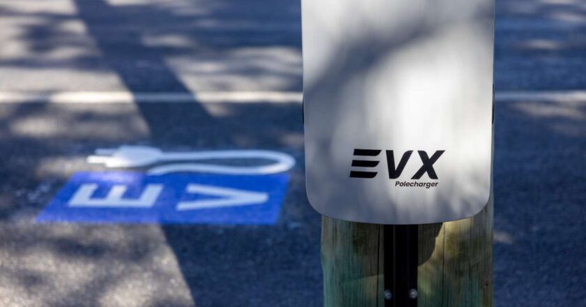 Chargefox Adds EVX Kerbside Chargers to Network