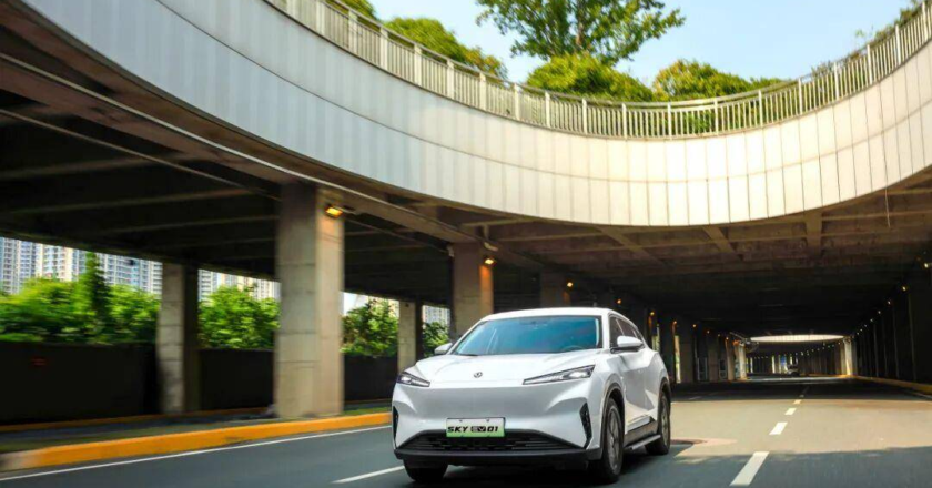 Dongfeng Launches Beidou-Equipped Sky EV01 Electric SUV