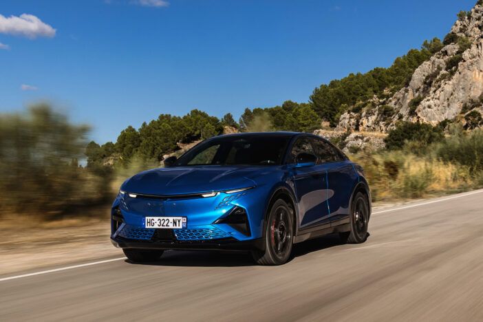 Alpine unveils A390 Sport Fastback with advanced EV powertrain