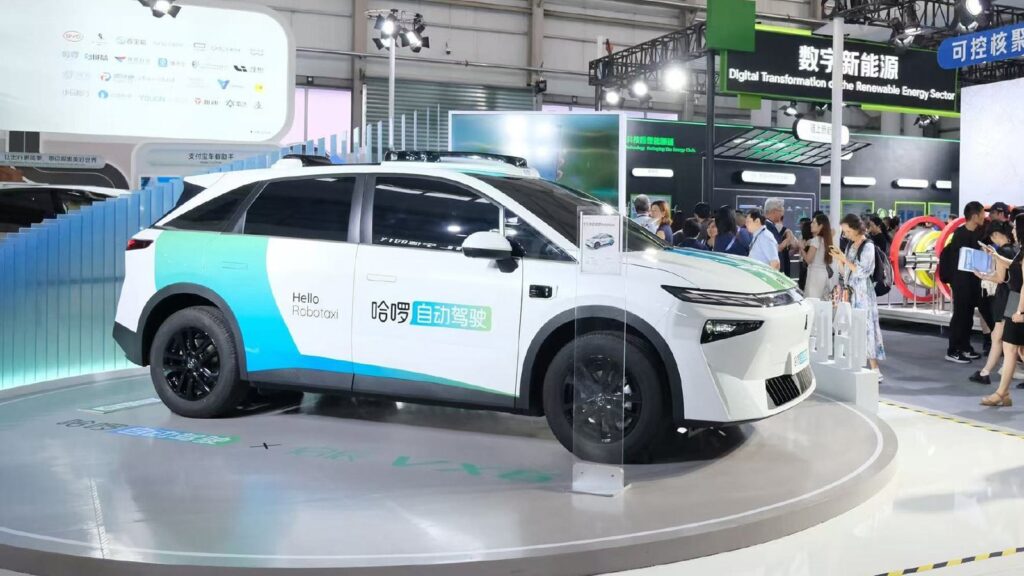 Bike-sharing firm Hellobike expects to see mass production of L4 robotaxis by Jun 2026