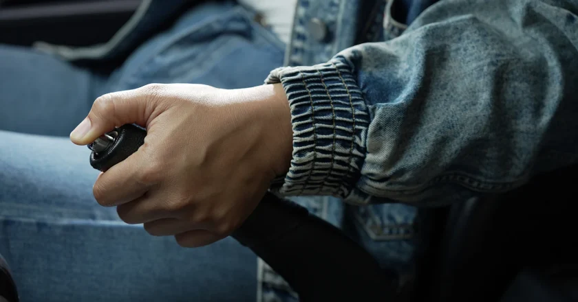 Driving with Parking Brake On: What Can Go Wrong?