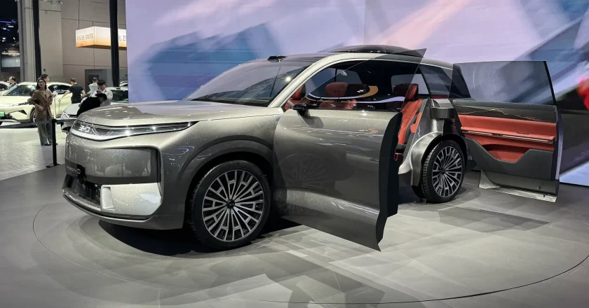 BYD Planning Larger Three-Row SUV to Top Sealion 8 Range