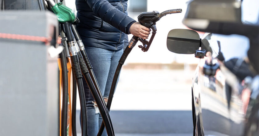 White House Plans to Ease Fuel Economy Rules, Aiming for More Affordable Cars