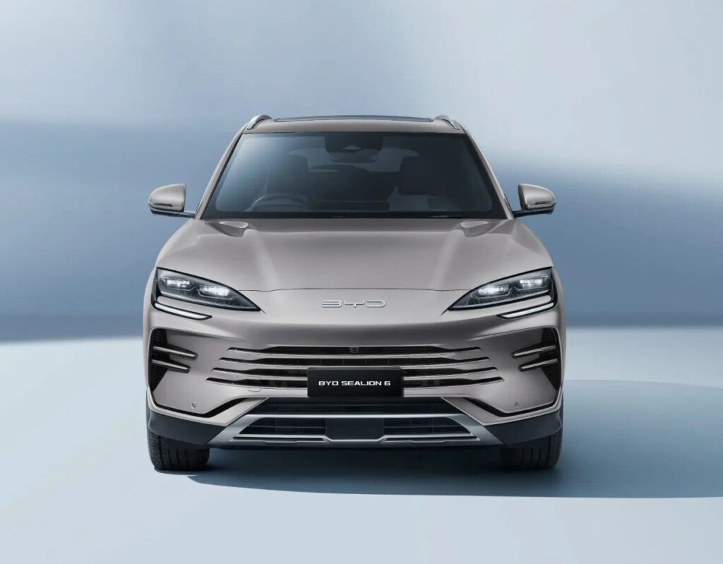 BYD launches first PHEV in Japan