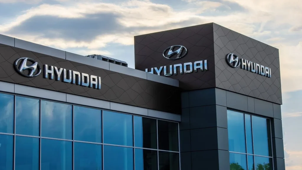 Hyundai halts plan to buy back Russian plant amid war – report