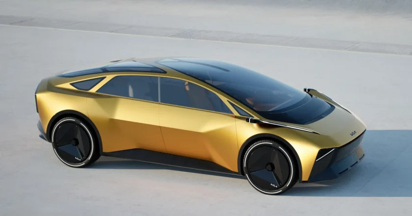 Kia Unveils Futuristic Four-Door Super-GT Concept Car