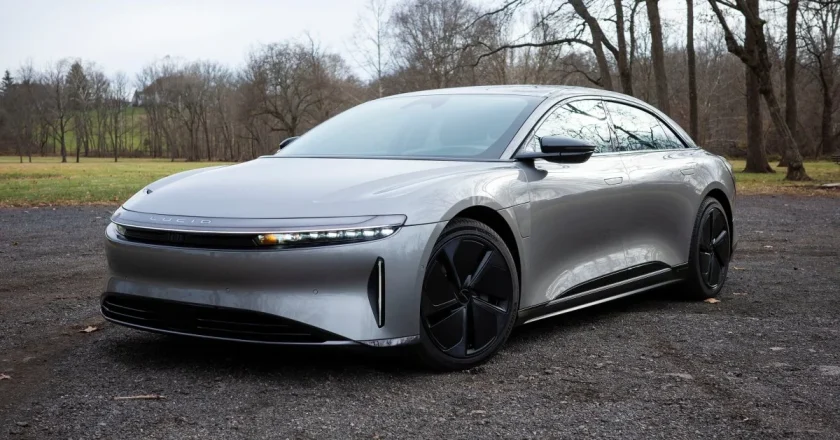 2026 Lucid Air Touring: A Model S Rival in Luxury and Performance