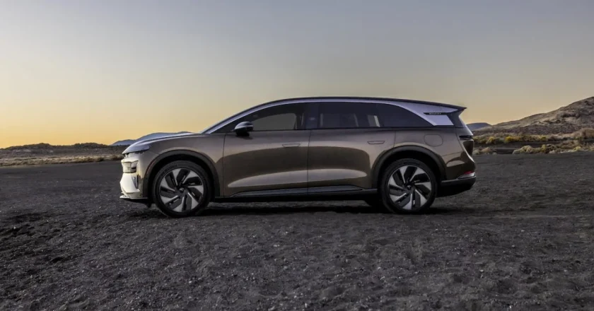 Lucid Pledges Imminent Software Fixes for Gravity SUV