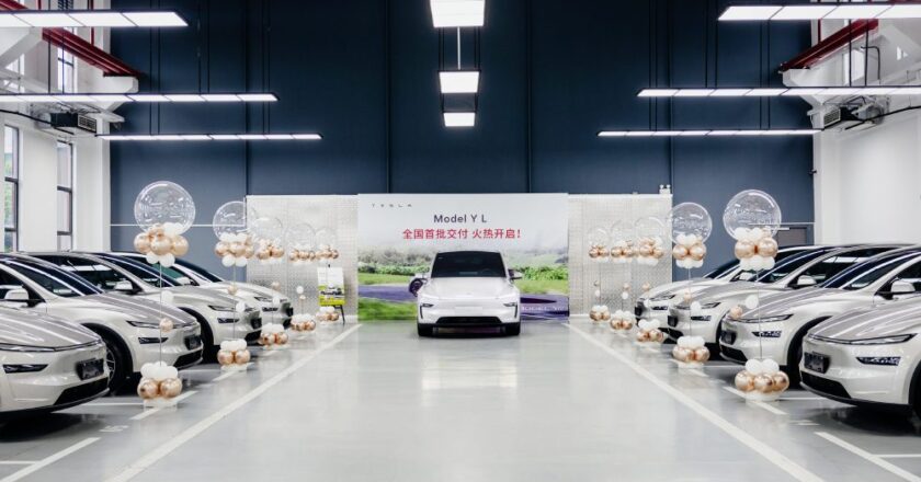 Tesla’s November Sales in China Surge by Nearly 10%