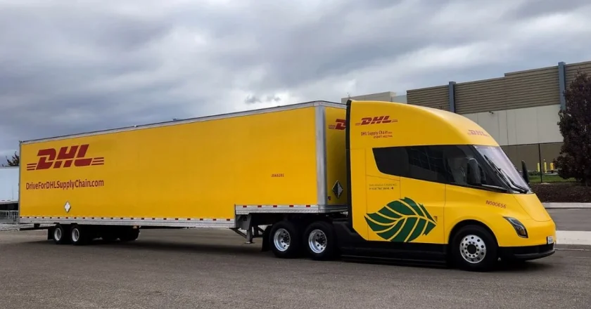 DHL Takes Delivery of First Tesla Semi, Sets Efficiency Records