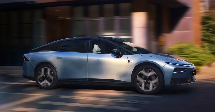 Xpeng Teases Facelifted P7+ Sedan with EREV Option for Global Launch