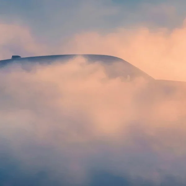 Renault Unveils Filante Luxury SUV for Global Markets, Except UK