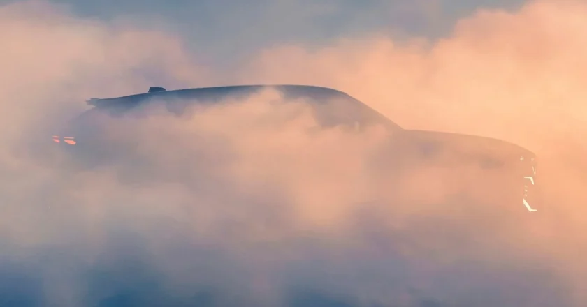 Renault Unveils Filante Luxury SUV for Global Markets, Except UK