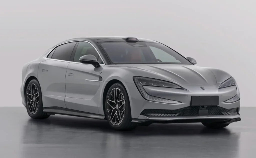 New Yangwang U7 EV sedan will get max 150.01 kWh Blade battery and 1,006 km range