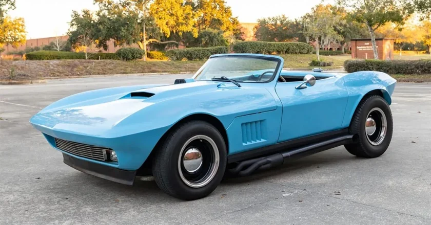 Unique Modified 1963 Corvette Convertible Up for Auction on Bring a Trailer