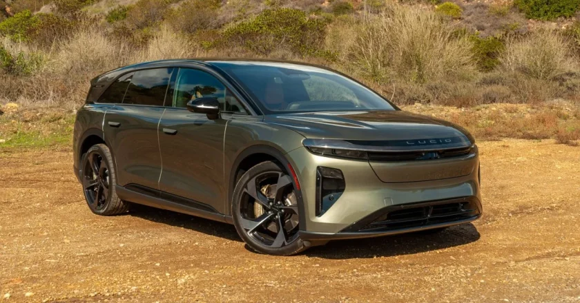2026 Lucid Gravity: A Three-Row Wagon for the Future