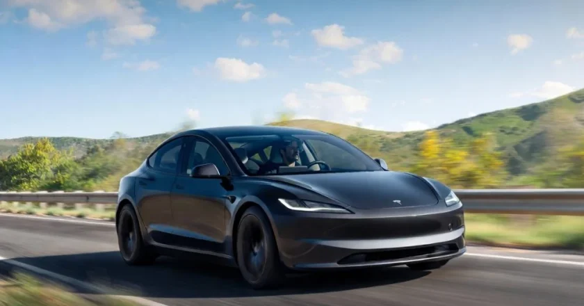 Tesla Owner Completes First US Coast-to-Coast Trip with FSD Zero Interventions