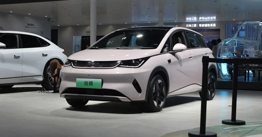 BYD Reports Decline in Domestic NEV Sales, Surges Overseas