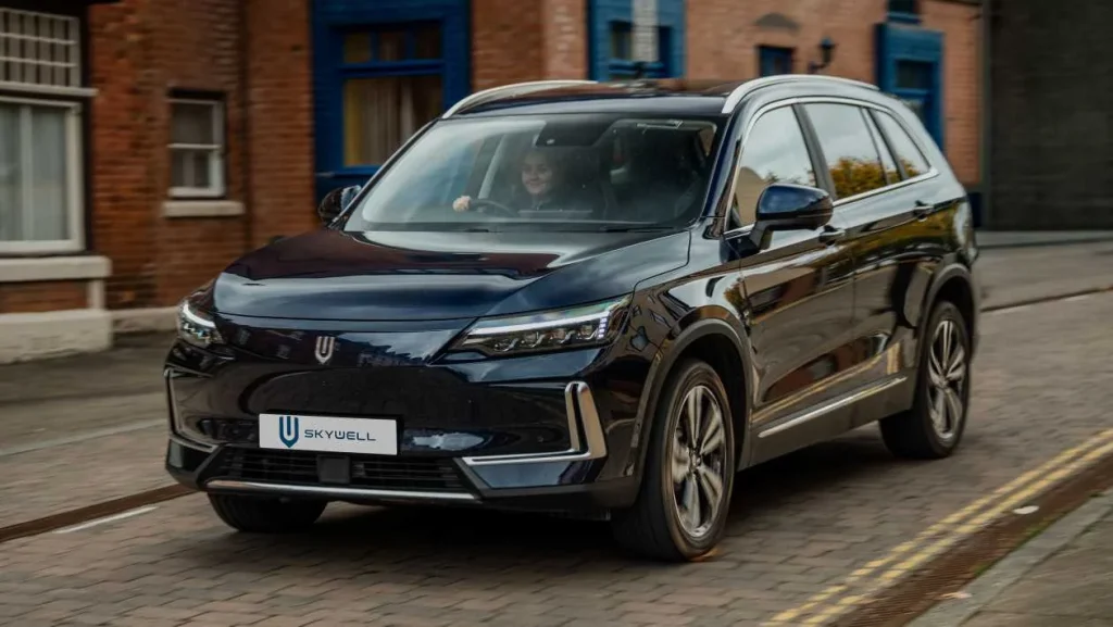 Skywell BE11 gets giant price cut and even more kit as electric SUV market hots up